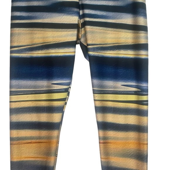 Mellivora Large Colorado Made Leggings - Picture 3 of 10